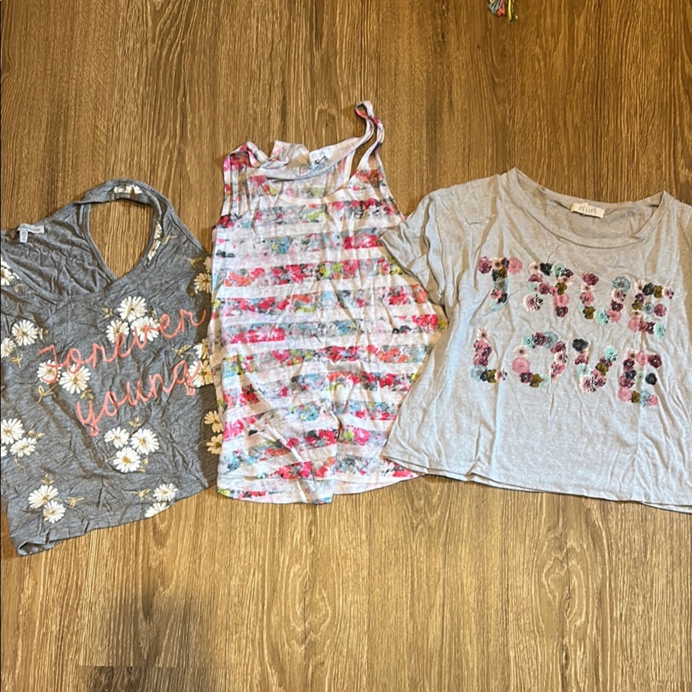 Floral Graphic tween Tops - Set of 3